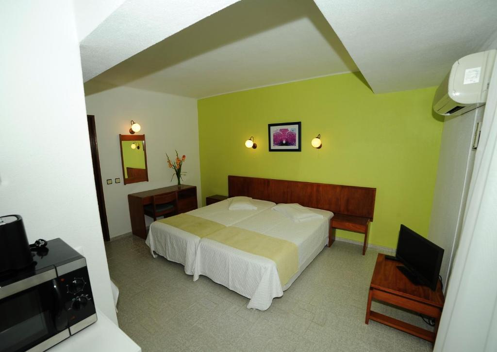 Edificio Novo Rosamar Al Hotel ซิลเวส ห้อง รูปภาพ